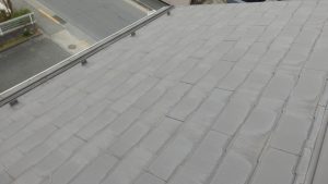 結構近くで見ると痛んでいるように見える