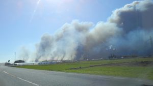 何か所も火をつけているようだ