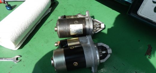 前にリベットを修理したスターターとヤフオクのスターター
