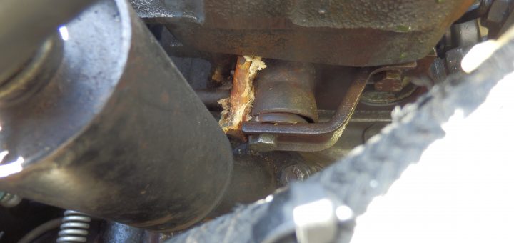 INNOCENTI120SLのステーディーロッドが壊れた。