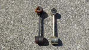 壊れたステディーロットと、新品のINNOCENTI120SLのステディーロッド