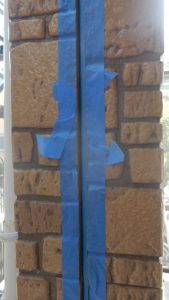 古いシールは全部取り除いて高耐久のシールを入れる