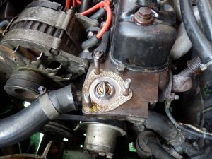 スタッドを入れてガスケットを置いておく