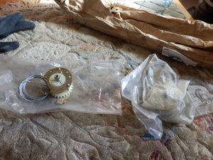 条件反射でドアのリフターを刈ってしまったが届いてしまった