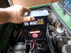 Motul 20W-50のクラシックーカー用オイル