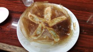 天山の羽根つき餃子