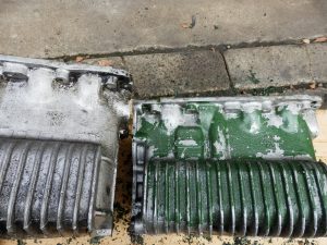 どちらも22G1832で同じもの。